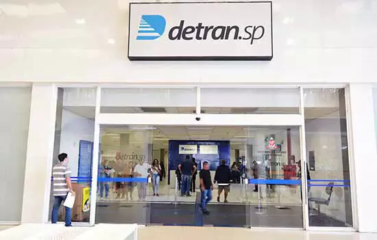 Detran.SP amplia atendimento para 80% e tira 64 mil da fila de exames de habilitação