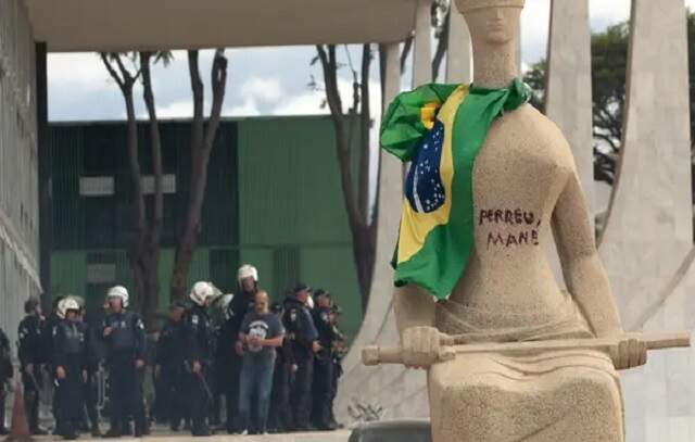 8 de janeiro: Governo Lula e PGR vão ao STF para barrar Dia do Patriota em Porto Alegre