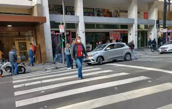 Terminais Diadema e Piraporinha recebem ações sobre o Dia Mundial do Pedestre