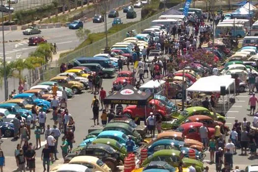 São Bernardo Plaza realiza 30ª edição do Dia Nacional do Fusca