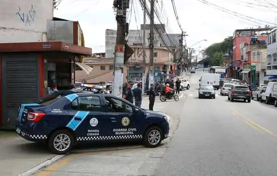 Ação integrada leva PM a prender suspeito de roubos de carros no Jd.Inamar