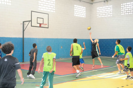 Esporte Jovem (13 a 16 anos) - Basquete - Sesc São Paulo : Sesc