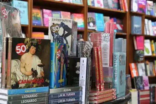 Metrô de São Paulo celebra Dia Internacional de Doação de Livros nesta segunda