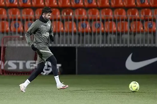 Presidente do Corinthians descarta Diego Costa: “A conta não fecha”