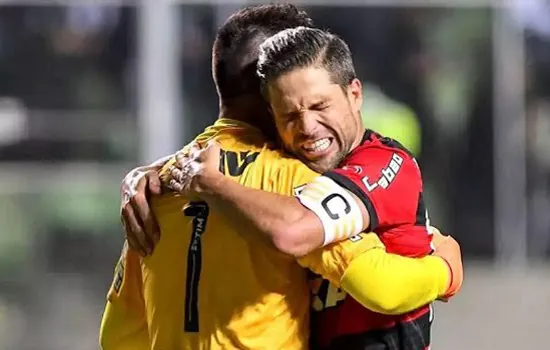 Diego Ribas e Diego Alves se despedem do Flamengo com ‘missão cumprida’ e ‘amor’