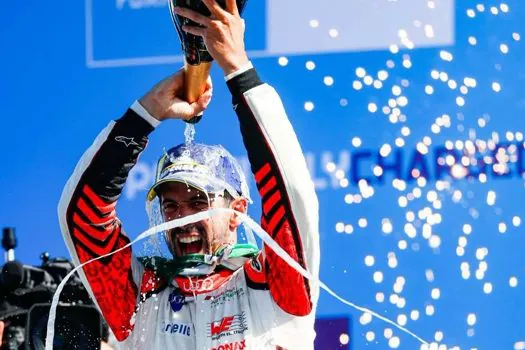 Di Grassi ganha 1ª etapa de Berlim da Fórmula E e briga pelo título neste domingo