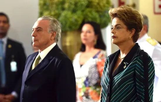 Dilma chama Temer de ‘golpista’ após ser citada como ‘honesta’ pelo ex-presidente