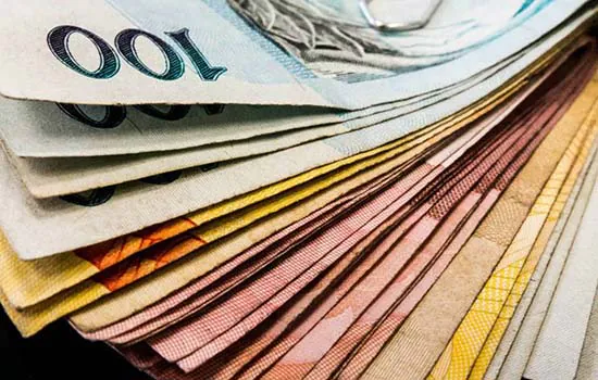 Contas externas registram déficit de US$ 1