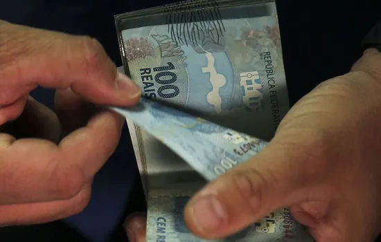 Auxílio Brasil chega a 20