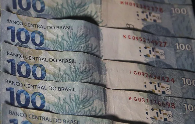 Caixa começa a pagar Bolsa Família de R$ 600 nesta quarta-feira (18)