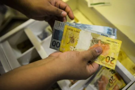 Prévia da inflação oficial fica em 0,57% em abril