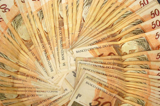 Governo libera R$ 16 bi para Estados e municípios e R$ 9