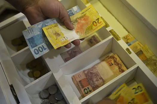 Prejuízos com fraudes no Brasil somaram R$ 336,8 bilhões em 2021