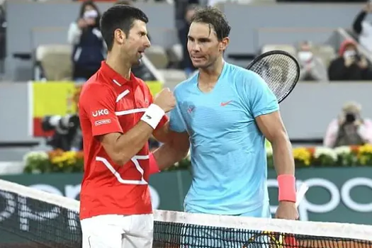 Nadal amplia freguesia sobre Djokovic em Roland Garros e avança às semifinais