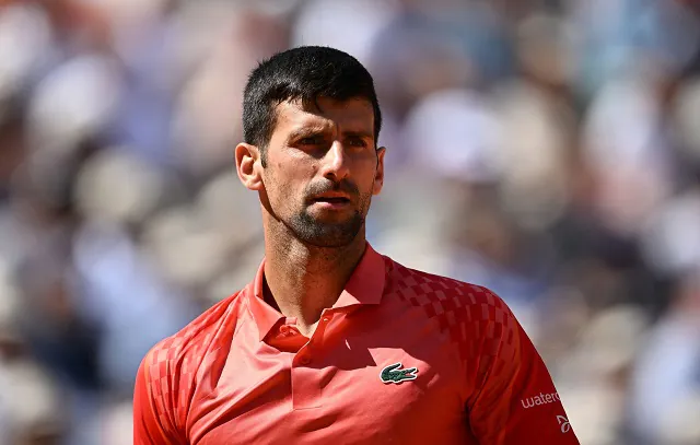 Ministra dos Esportes da França critica Djokovic por citar Kosovo em Roland Garros