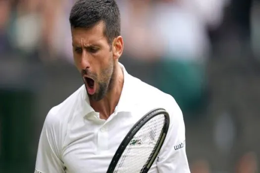 Djokovic vence Rublev de virada e avança à semifinal de Wimbledon; Stefani cai nas quartas