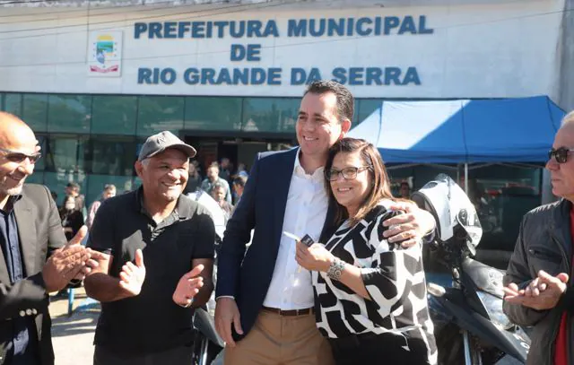 GCM de Santo André doa viatura e três motos para corporação de Rio Grande da Serra