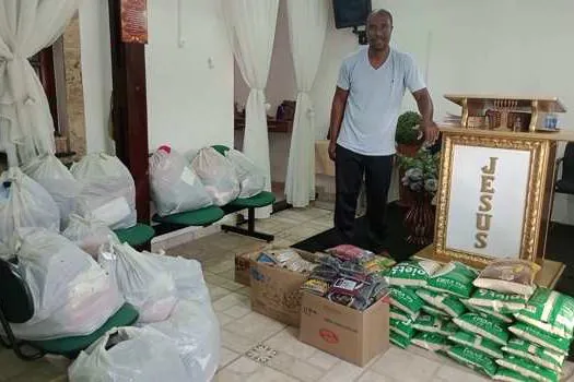 Ribeirão Pires entrega alimentos para Igreja Pentecostal Plena da Glória de Deus