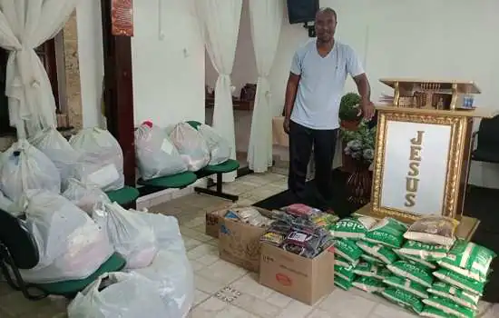 Ribeirão Pires entrega alimentos para Igreja Pentecostal Plena da Glória de Deus