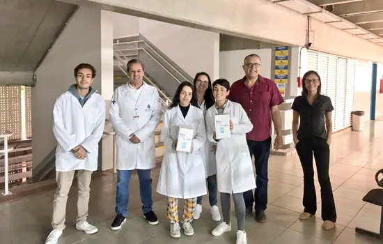 FUABC recebe doação de álcool gel para UBS IV Centenário