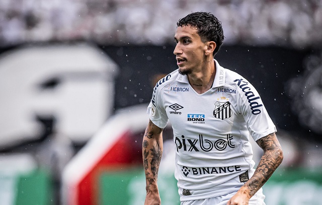 Dodi pede foco no Campeonato Brasileiro para o Santos voltar a vencer fora de casa