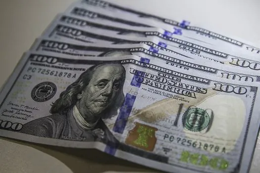 BC: contas externas têm saldo negativo de US$ 5,7 bilhões em setembro