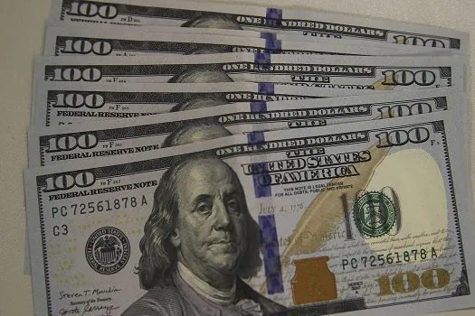 Contas externas registram déficit de US$ 2,8 bilhões em março