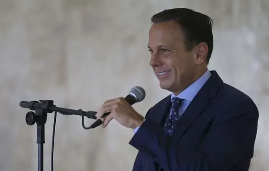 Doria é recebido em convenção sob gritos de ‘presidente’ e nacionaliza discurso