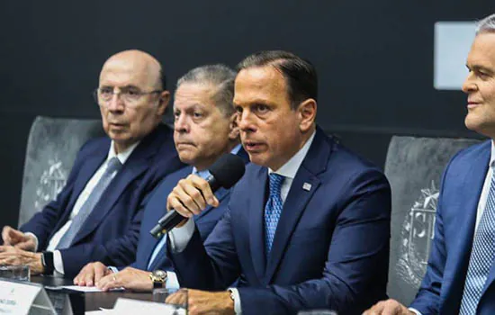 Propaganda de Doria cita dado errado sobre obras paralisadas