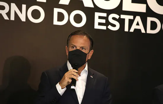 Doria repete indiretas a Bolsonaro e vê derrota de negacionistas e obscurantistas