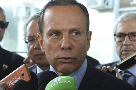 Doria retruca Carlos Bolsonaro: assunto requentado, não há nada ilegal