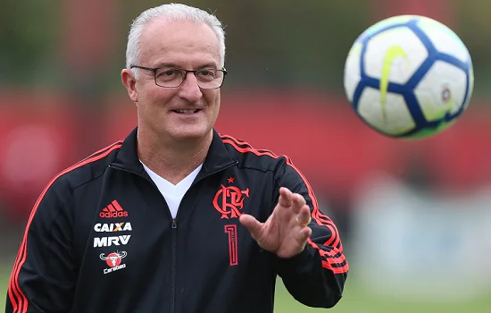 Dorival garante Arrascaeta na final da Copa do Brasil: “Ele vai estar muito bem”