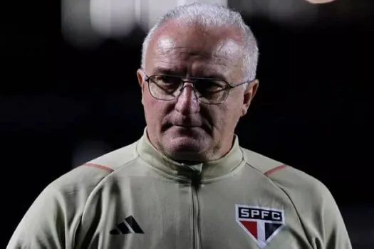 Dorival Júnior elogia desempenho do São Paulo