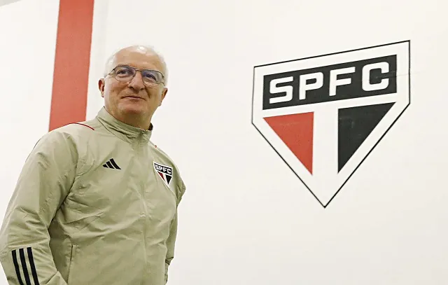 Dorival Júnior reforça comissão técnica e dá folga aos jogadores do São Paulo