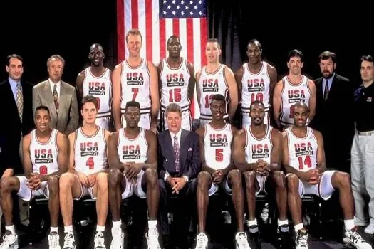 ‘Dream Team’ com Jordan, Magic e Bird transformou o basquete dos Jogos Olímpicos