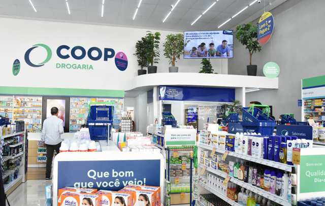 COOP inaugura primeira drogaria-conceito do ABC