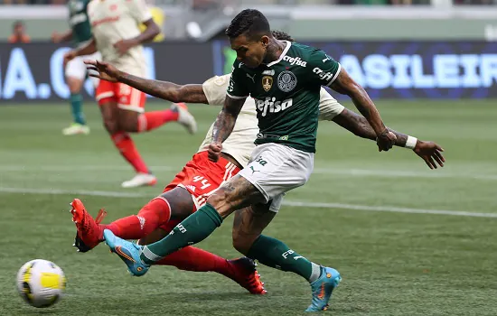 Palmeiras visita Inter para fechar Brasileirão como único invicto fora de casa