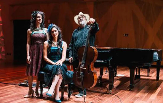 Duo Gisbranco e Jaques Morelenbaum no Sesc 24 de Maio