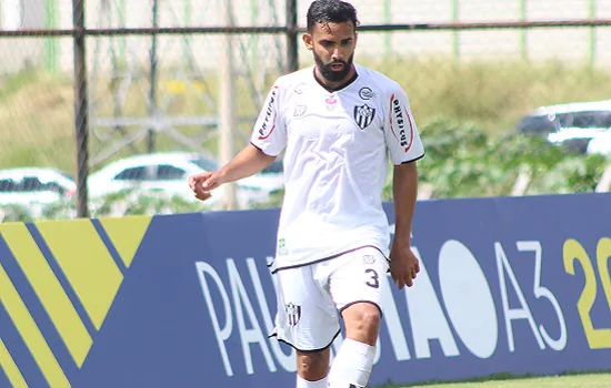 Raphael comemora gol marcado e prega foco para a sequência no torneio