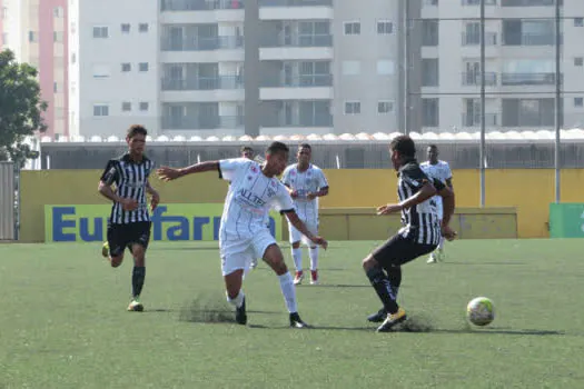 Cachorrão confirma vaga na próxima fase da Copinha