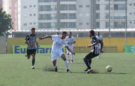 Cachorrão confirma vaga na próxima fase da Copinha