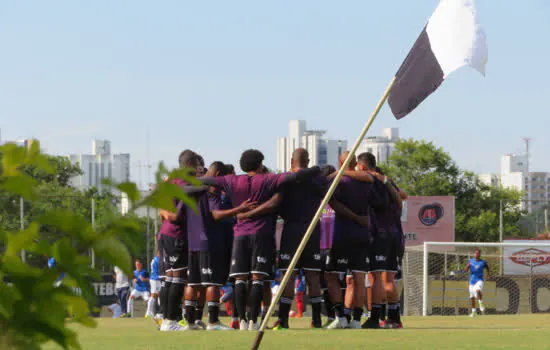 EC São Bernardo recebe Grêmio Osasco