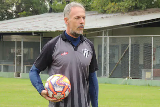 Arca é o novo preparador de goleiros do Cachorrão