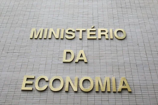 CMN fixa em 3% a meta de inflação para 2025