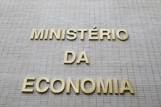 Economia anuncia contingenciamento de R$ 8,7 bilhões do Orçamento