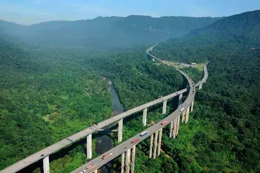 Ecovias realiza obras de manutenção nas vias do SAI