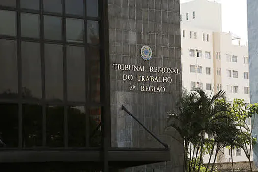 Após audiência de conciliação no TRT-2, trabalhadores da Fundação Casa suspendem greve