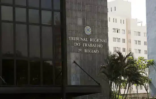 Audiências trabalhistas na pandemia crescem 400% em 2021