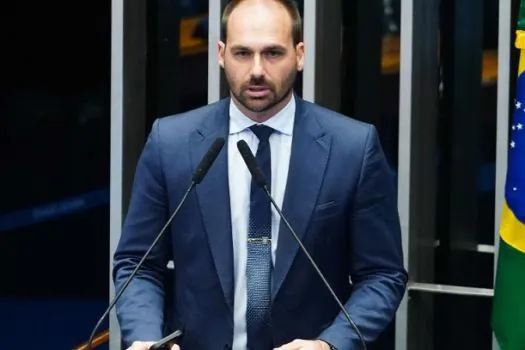 STF dá 15 dias para Eduardo Bolsonaro responder queixa-crime de Daniela Mercury