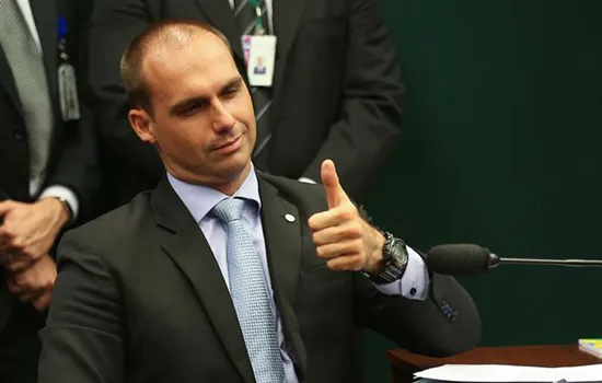 Conselho de Ética da Câmara arquiva processo contra Eduardo Bolsonaro